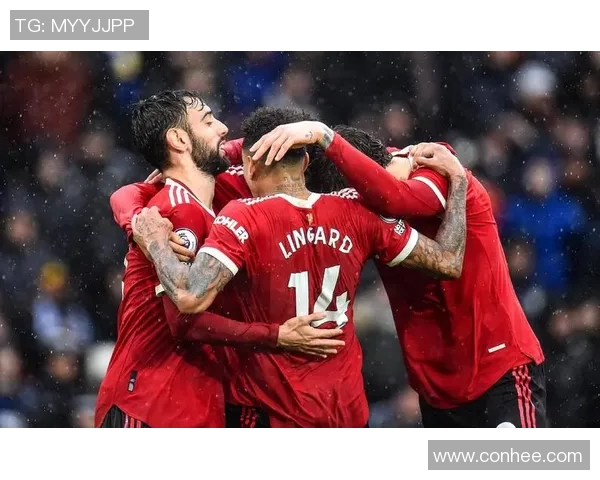 利兹联主场迎战曼联双方争夺英超积分榜重要一战