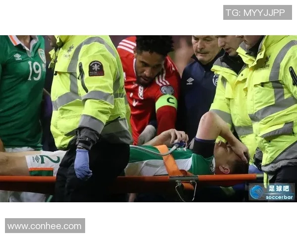 爱尔兰与威尔士激战中球员意外受伤断腿引发广泛关注与讨论