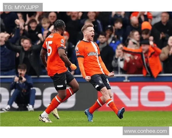 诺丁汉森林对阵卢顿精彩直播全程回顾与赛后分析 诺丁汉森林对阵卢顿精彩直播全程回顾与赛后分析