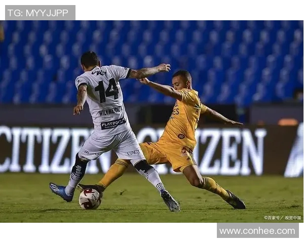 莫美洲与华雷斯激战正酣谁能在赛场上笑到最后